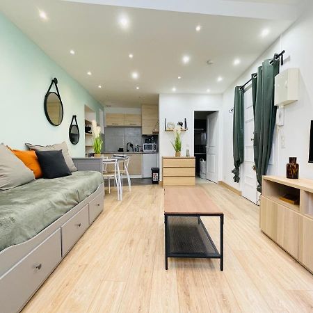 Gympie : Joli Studio Cosy En Centre-Ville ดรากิญญ็อง ภายนอก รูปภาพ
